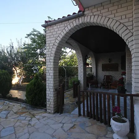 Vila 3 Vandrerhjem Berat